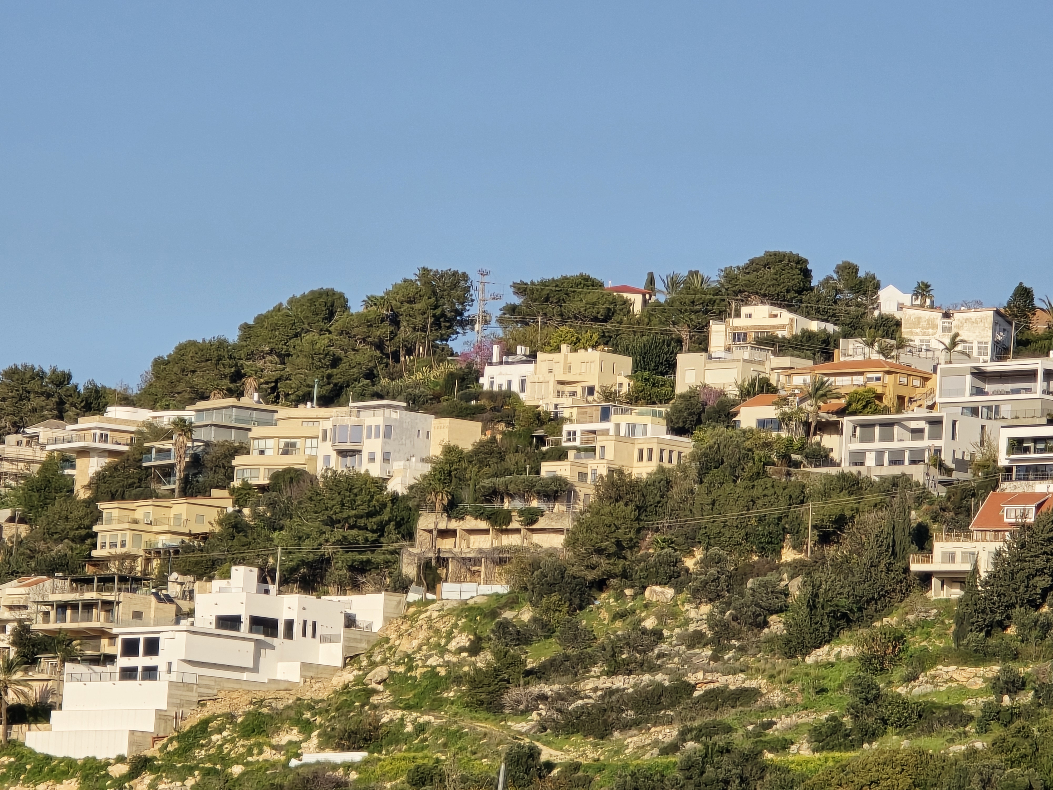 Buying Property in Zichron Yaakov as a Foreign Buyer — Process Notes