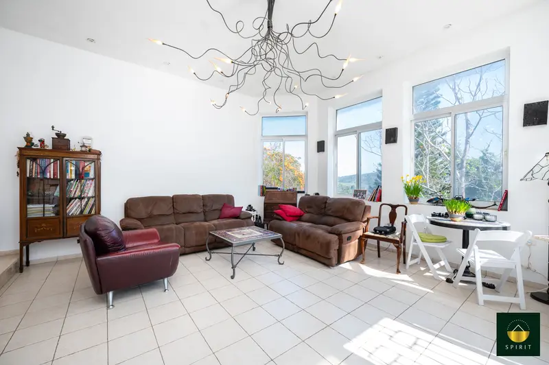 Country-Style Stone Villa with Mountain Views in Givat Eden | 6 Rooms, Zichron Yaakov – photo 3