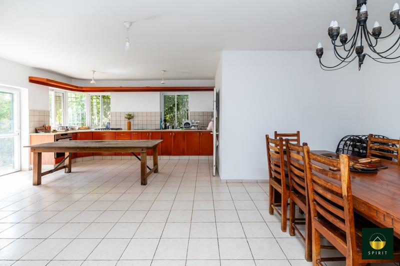Country-Style Stone Villa with Mountain Views in Givat Eden | 6 Rooms – photo 5
