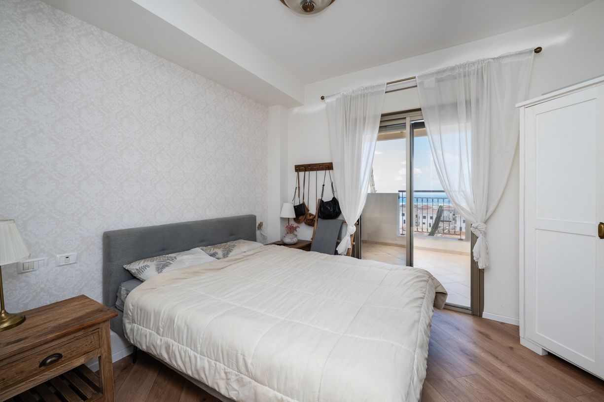 Renovated 3.5-Room Apartment with a 42 sqm Sea-View Terrace | HaShmura בZichron Yaakov, זכרון יעקב – תמונה 6