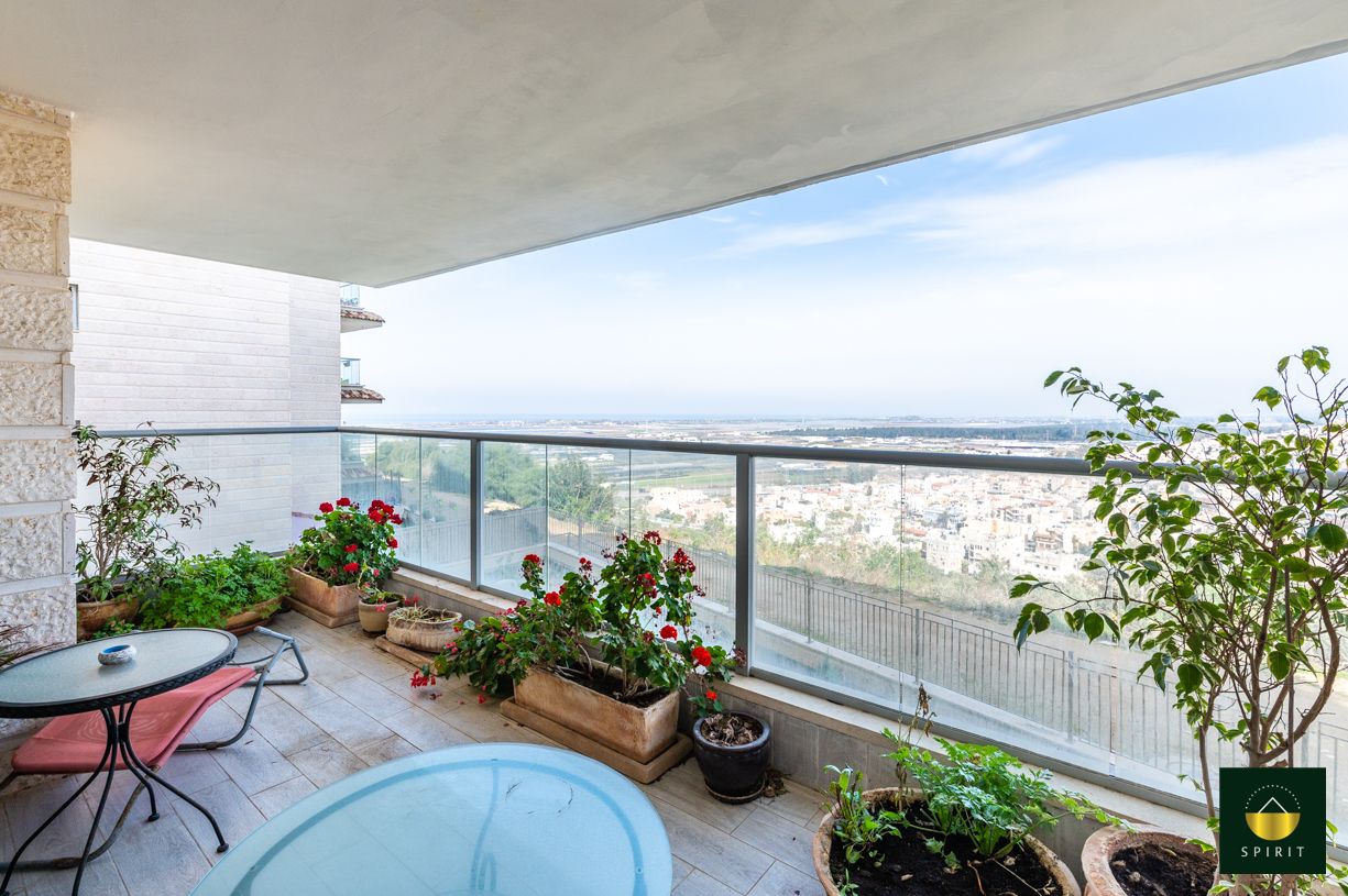 Garden Apartment with Paved Garden & Sea View | HaKarkom